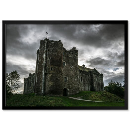 Plakat w ramie Zamek Doune w Szkocji tuż przed burzą