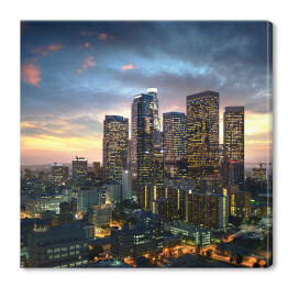 Los Angeles - śródmieście przy zmierzchem, Kalifornia