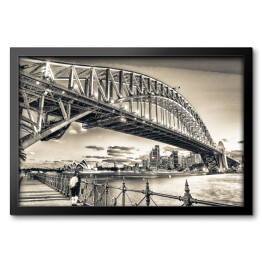 Sydney Harbour Bridge w odcieniach szarości