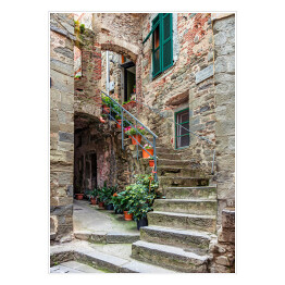 Aleja w Włoskim starym miasteczku Liguria, Włochy