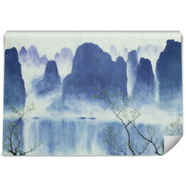 Chiński krajobraz z górami, wodą i mgłą