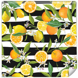 Pomarańcze i cytryny - owoce, kwiaty i liście na tle w czarne pasy