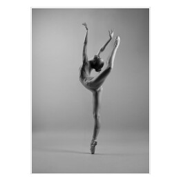Ballerina w butach pointe taniec w studio