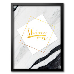 "Shine on" - złota typografia na białym kwadracie z szarym marmurem