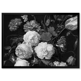 Kompozycja kwiatów ogrodowych i polnych - czarno białe