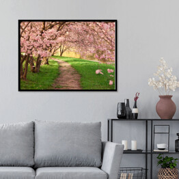 Plakat w ramie Aleja między kwitnącymi drzewami