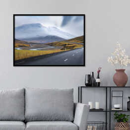 Plakat w ramie Kręta droga wśród pól i gór, Islandia