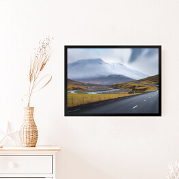 Obraz w ramie Kręta droga wśród pól i gór, Islandia