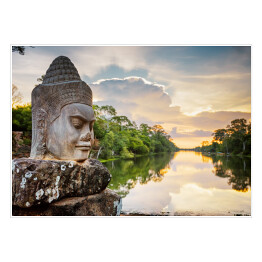 Plakat Kamienna twarz Asury i zachód słońca nad fosą, Angkor Thom, Kambodża