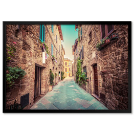 Plakat w ramie Wąska ulica w starym włoskim miasteczku Pienza, Toskania, Włochy