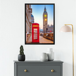 Obraz w ramie Czerwona budka telefoniczna i Big Ben w Londynie w słoneczny dzień
