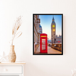 Obraz w ramie Czerwona budka telefoniczna i Big Ben w Londynie w słoneczny dzień
