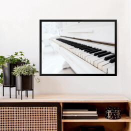 Obraz w ramie Białe pianino w białym pokoju