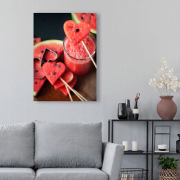 Obraz na płótnie Plastry świeżego arbuza w kształcie serca i koktajl z arbuza