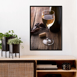 Plakat w ramie Kieliszek wina, butelki i korkociąg