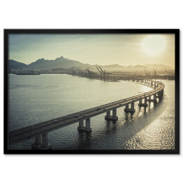Plakat w ramie Most nad oceanem prowadzącym do Rio de Janeiro