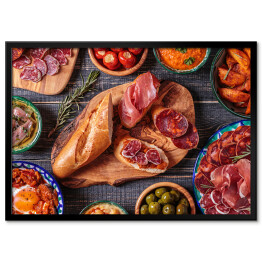 Plakat w ramie Typowe hiszpańskie jedzenie, widok z góry