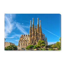 Obraz na płótnie Fasada Katedry Sagrada Familia w Barcelonie w letni dzień