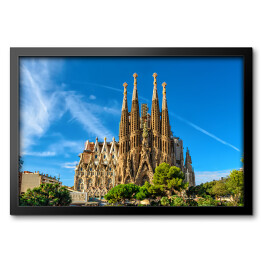 Obraz w ramie Fasada Katedry Sagrada Familia w Barcelonie w letni dzień
