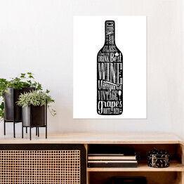 Plakat Napis na czarnej butelce wina
