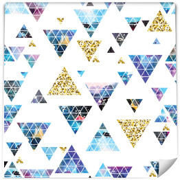 Tapeta winylowa zmywalna w rolce Trójkąty złożone z mniejszych wzorzystych trójkątow w odcieniach koloru niebieskiego na białym tle