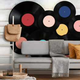 Fototapeta samoprzylepna Kolorowe płyty winylowe na białym drewnianym tle