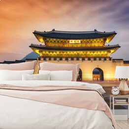 Fototapeta winylowa zmywalna Oświetlona brama Gwanghwamun i Pałac Geyongbokgung 