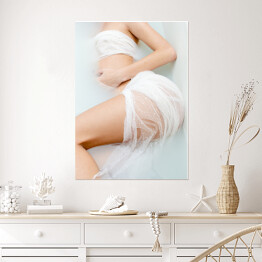Plakat samoprzylepny Piękna młoda kobieta w kąpieli 
