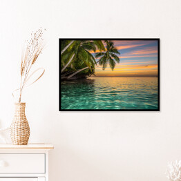 Plakat w ramie Zachód słońca ze wspaniałymi kolorami na tropikalnej wyspie 
