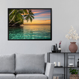 Obraz w ramie Zachód słońca ze wspaniałymi kolorami na tropikalnej wyspie 