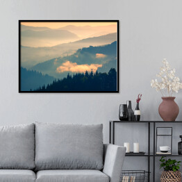 Plakat w ramie Ciemny las na tle gór w pastelowych barwach