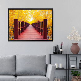 Obraz w ramie Jesienny las i drewniany most