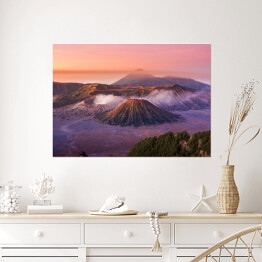 Plakat Łańcuch górski Bromo o zmierzchu, Indonezja