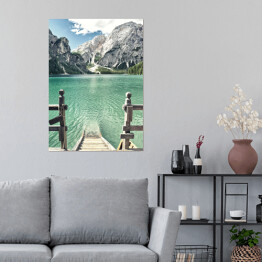 Plakat Drewniane schody w jeziorze Braies, Dolomity