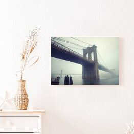 Obraz na płótnie Most Brookliński we mgle
