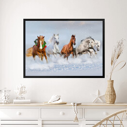 Obraz w ramie Stado koni w śniegu - obraz świąteczny