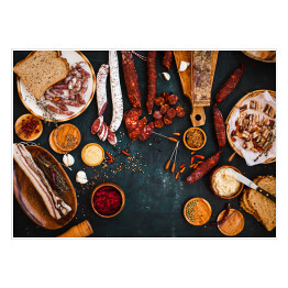 Plakat Mięso z sosem musztardowym na rustykalnym ciemnym stole