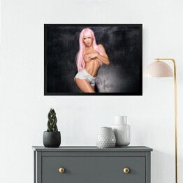 Obraz w ramie Dziewczyna z różowymi włosami