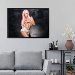 Obraz w ramie Dziewczyna z różowymi włosami