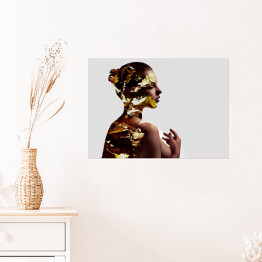 Plakat samoprzylepny Podwójna ekspozycja kobiety i jesiennych liści klonu
