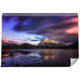 Fototapeta samoprzylepna Zachód słońca w Vermillion Lakes, Banff
