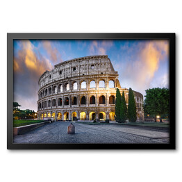Obraz w ramie Colosseum w Rzymie w trakcie półmroku, Włochy