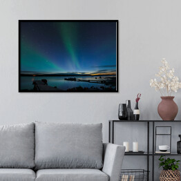 Plakat w ramie Zorza polarna nad jeziorem