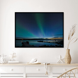 Plakat w ramie Zorza polarna nad jeziorem