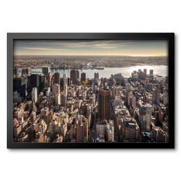 Obraz w ramie Widok na Lower East Side na Manhattanie w pochmurny zmierzch