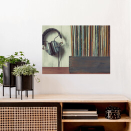 Plakat samoprzylepny Stare płyty winylowe na szafie i słuchawki