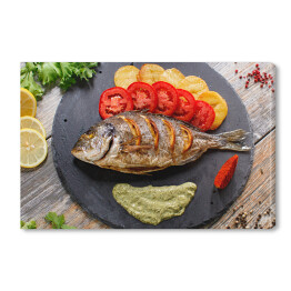 Ryba z ziemniakami i pomidorami