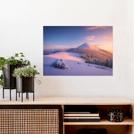 Plakat Zimowy krajobraz ze szczytem górskim