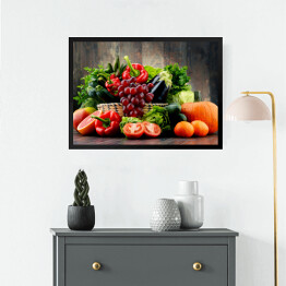 Obraz w ramie Kompozycja z różnorodnych świeżych warzyw i owoców