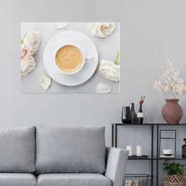 Plakat Kubek z kawą i kwiaty na popielatym kamiennym stole